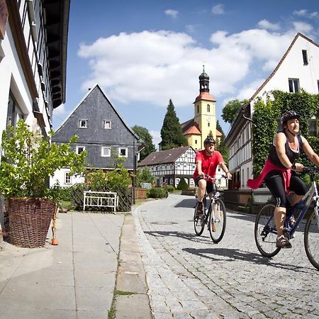 Ferienwohnung 60Er Jahre Design Apartment - 65Qm Fewo Im Zittauer Gebirge - Familienfreundliche Unterkunft Am Bergfuss Zum Toepfer Olbersdorf Eksteriør bilde